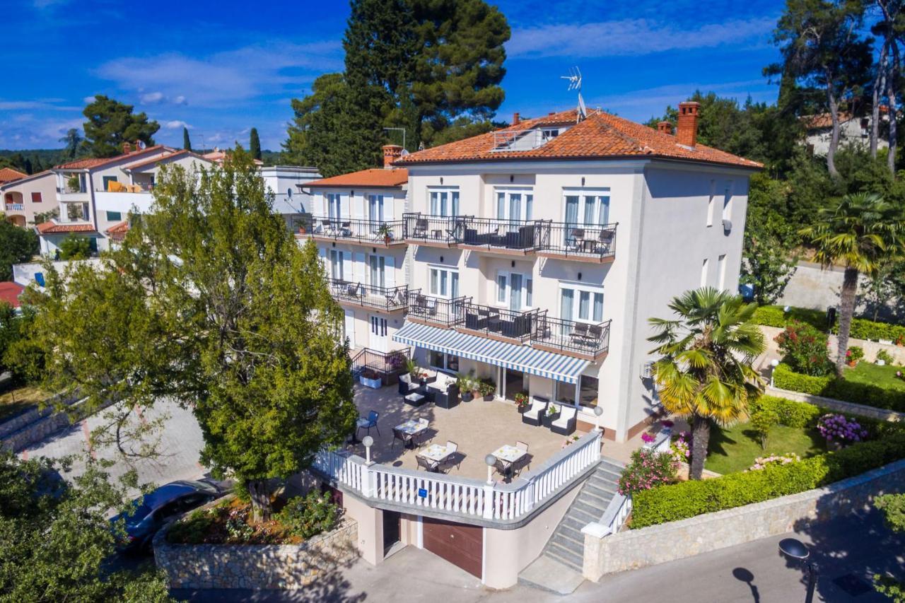 מאלינסקה Apartments & Rooms Milcetic D מראה חיצוני תמונה