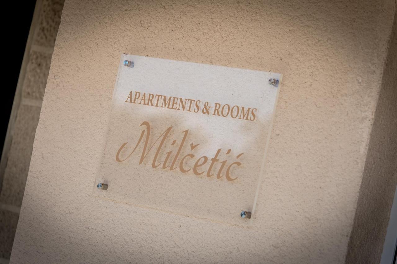 מאלינסקה Apartments & Rooms Milcetic D מראה חיצוני תמונה